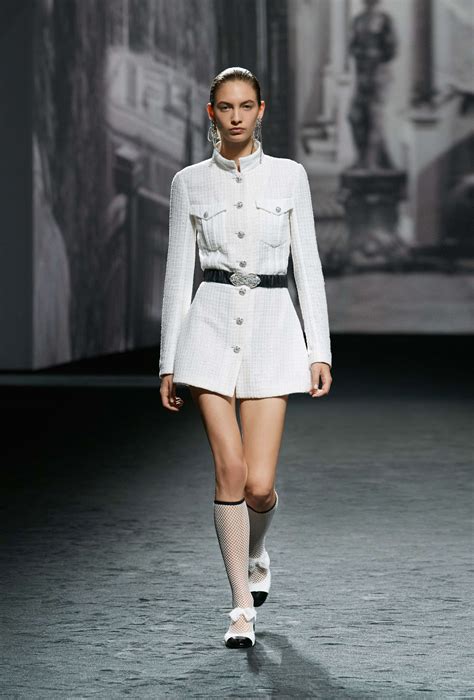 chanel smalto primavera 2023|chanel suits 2023.